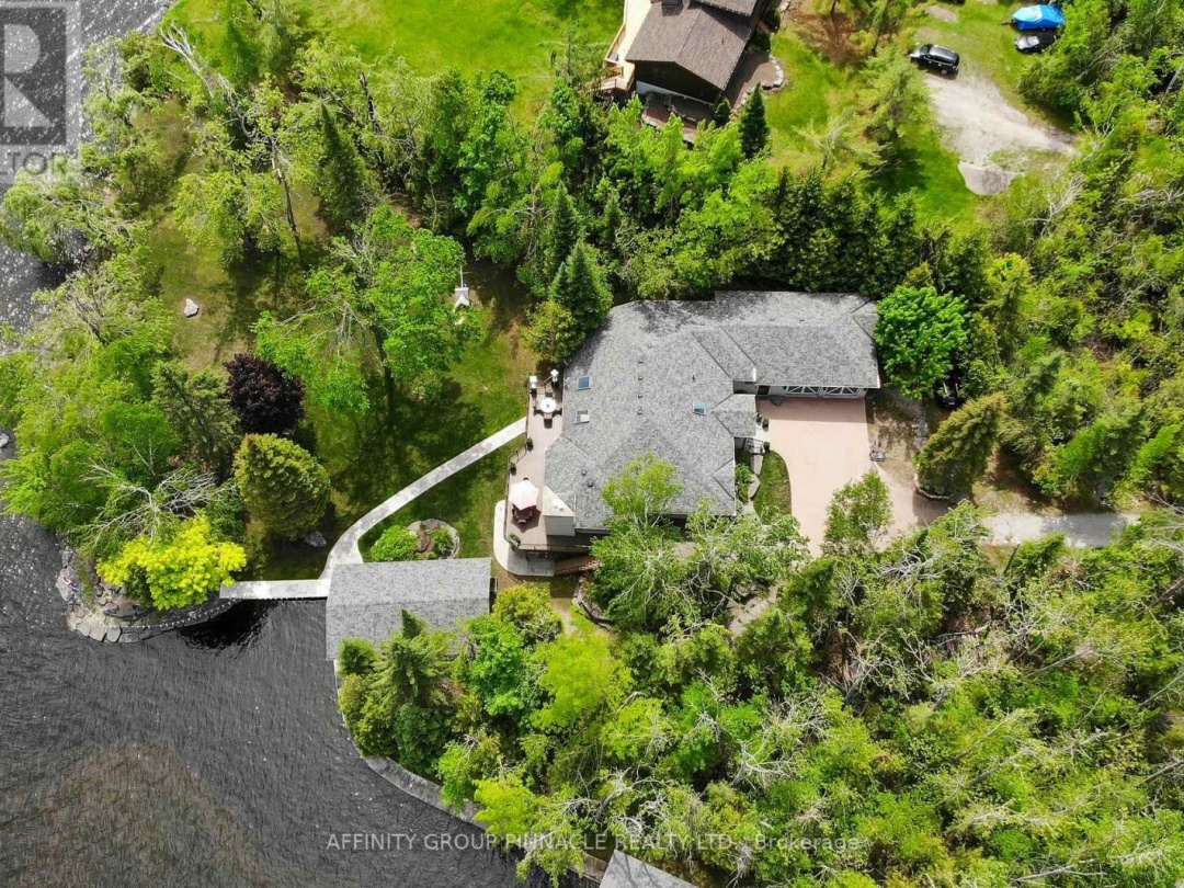 90 Mcgregor Drive, Pigeon Lake