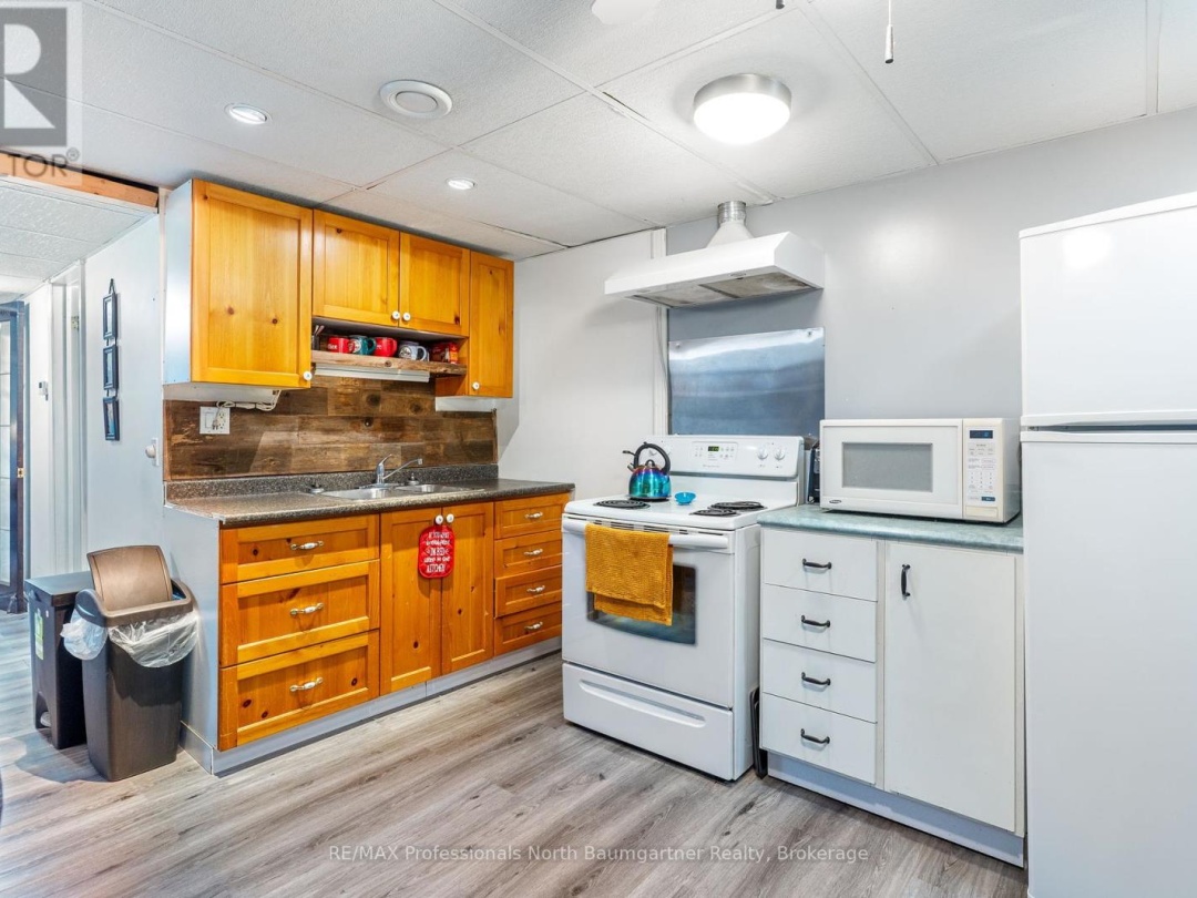 1091 KOSHLONG LAKE ROAD, 