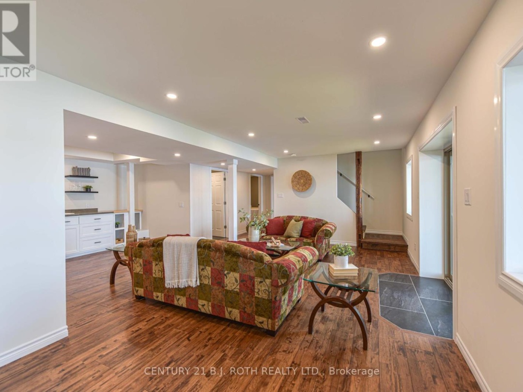 1007 1100 ROAD, 