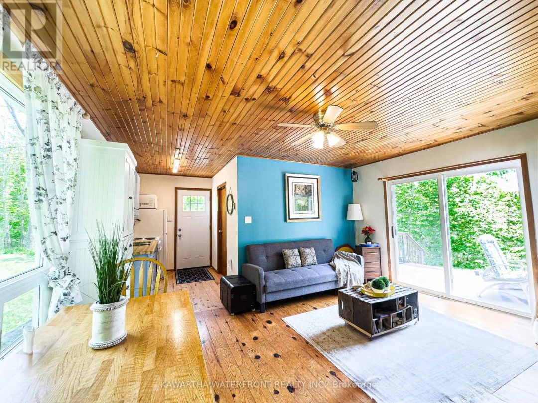 1120 English Circle, Tamarack Lake