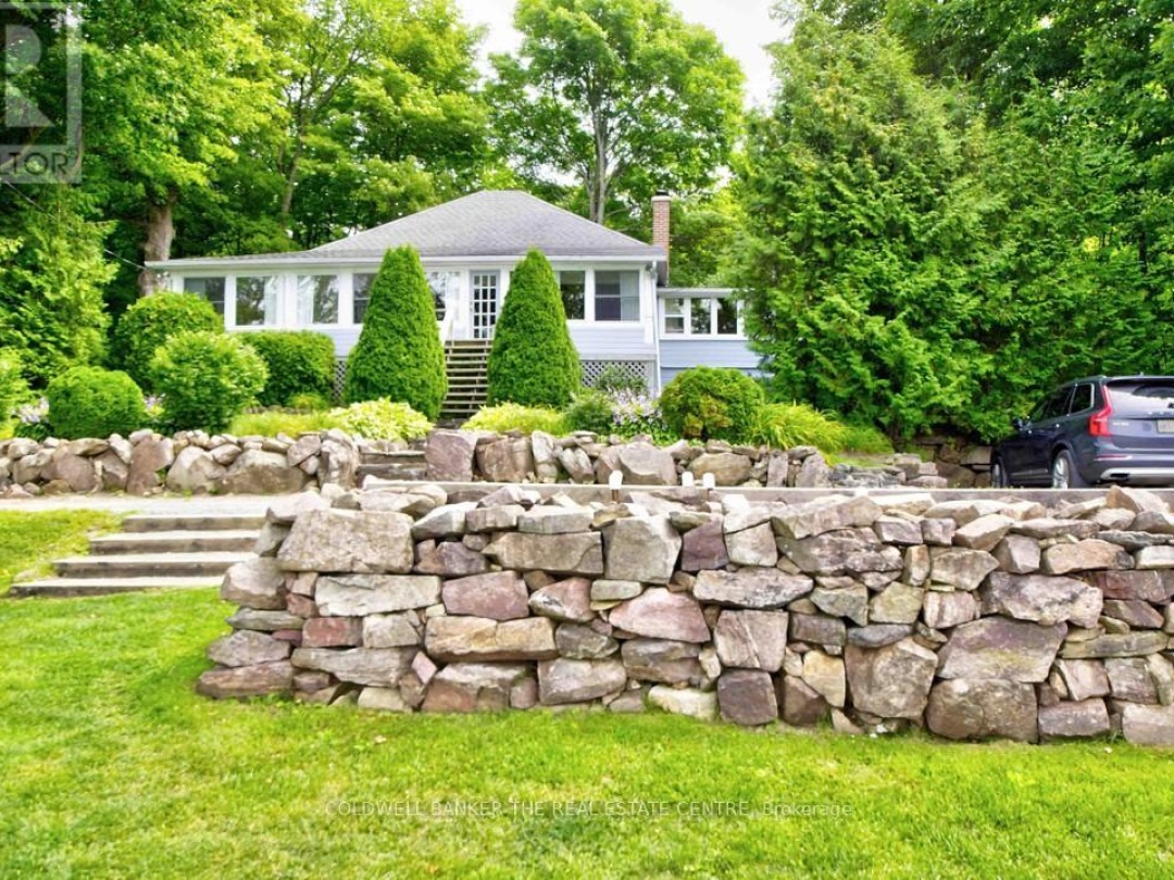 85 Grove Road, Cameron Lake