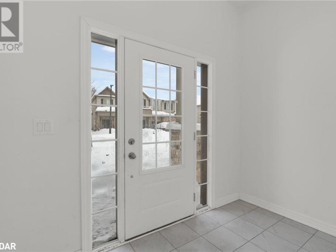 19 Churchlea Mews, Orillia