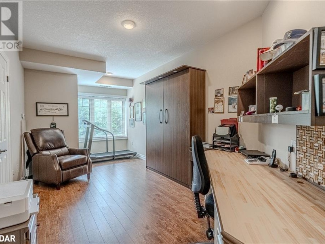 130 Steamship Bay Road Unit# 207, Lake Muskoka