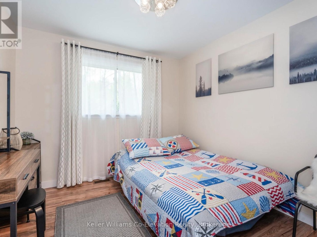1467 Rosemount Road, Tay