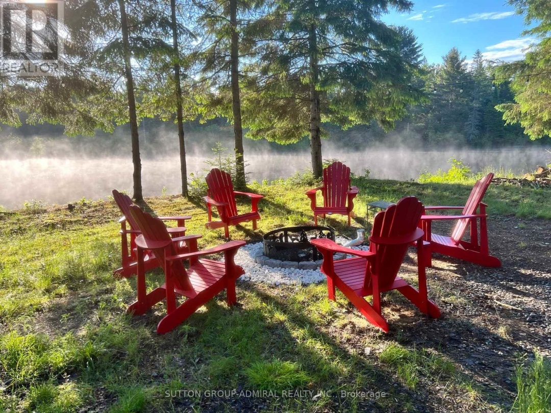 1047 Colony Trail, Lake Muskoka