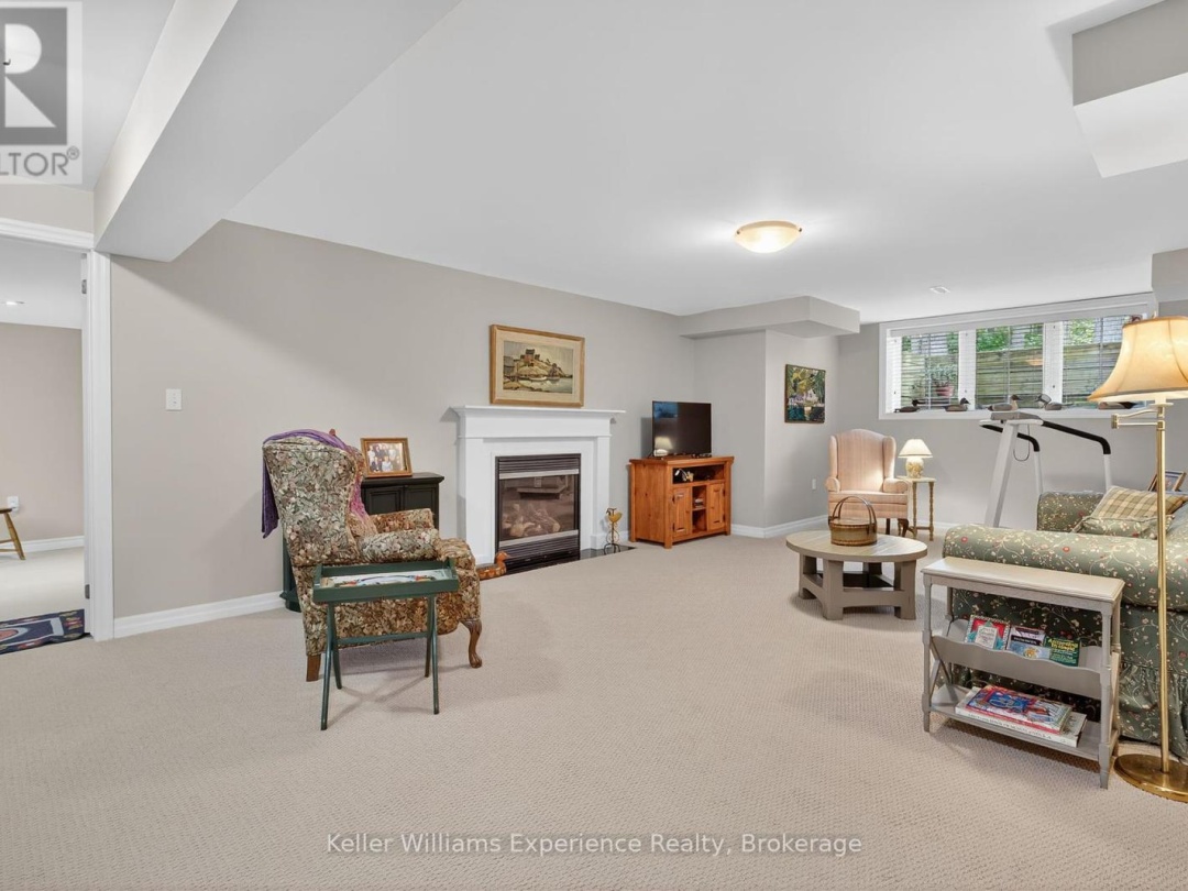 40 WINDSONG CRESCENT, 