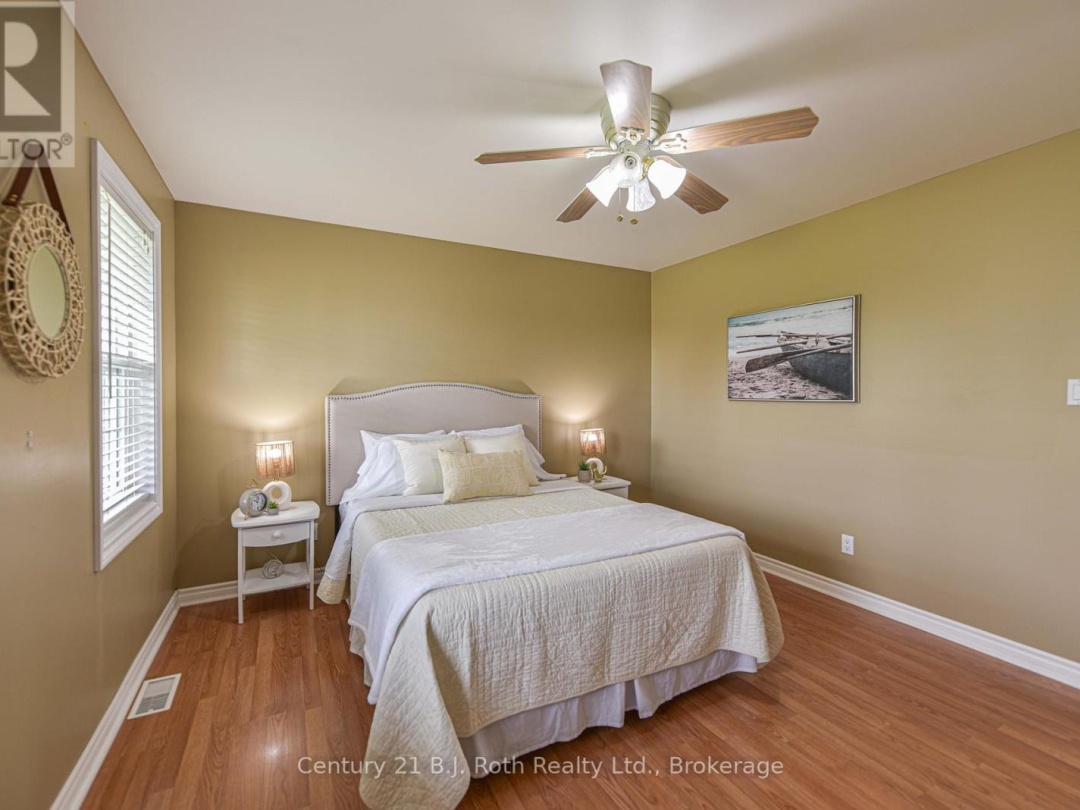 3516 Kirkfield Road, Dalrymple Lake