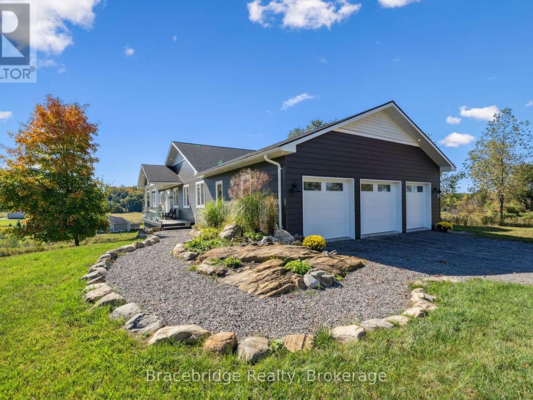 1006 STEPHENS BAY ROAD, 