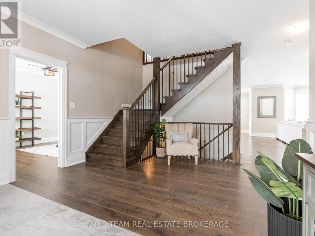 2448 STOCKDALE ROAD, 