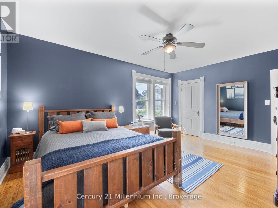 100 MATCHEDASH STREET N, 
