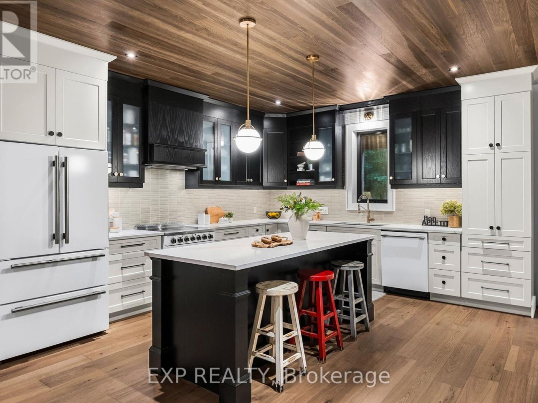 50 FAIRLIGHT GLEN CRESCENT, 