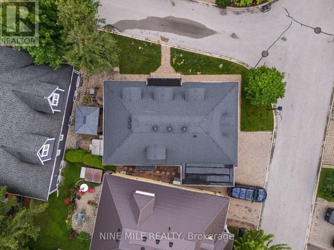 8 5 Invermara Court, Lake Simcoe