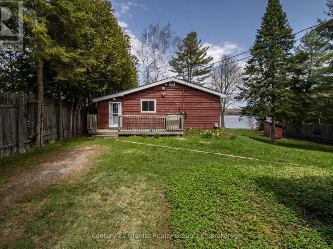 1018 Shamrock Lane, Cranberry Lake