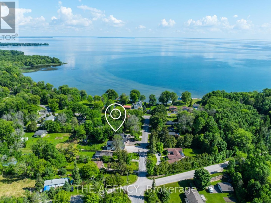 3963 Hilltop Road, Ramara