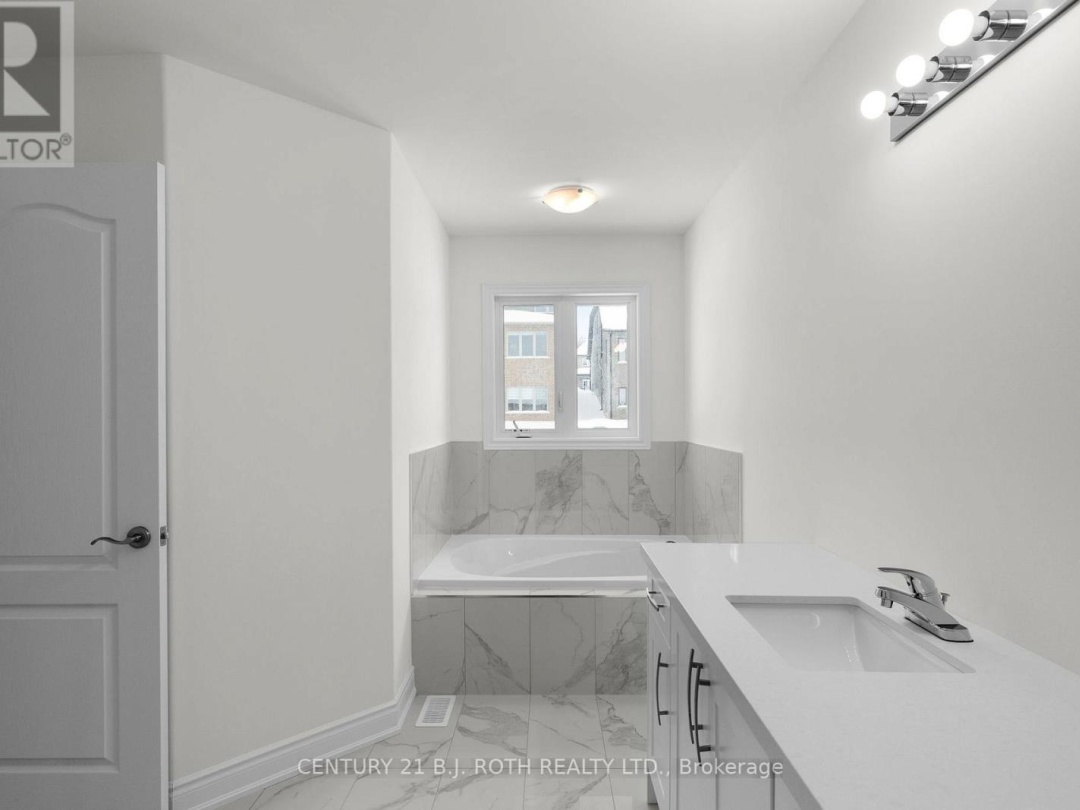 2974 Monarch Drive, Orillia