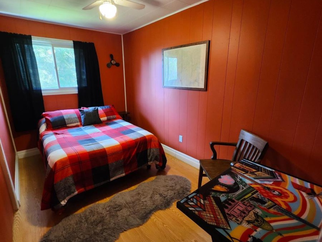 63 Thomas Drive, Sturgeon Lake