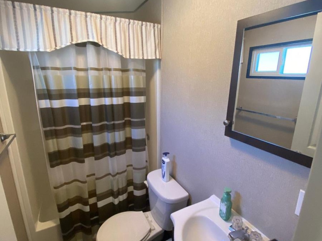 SMR251 - 1082 SHAMROCK MARINA ROAD, 