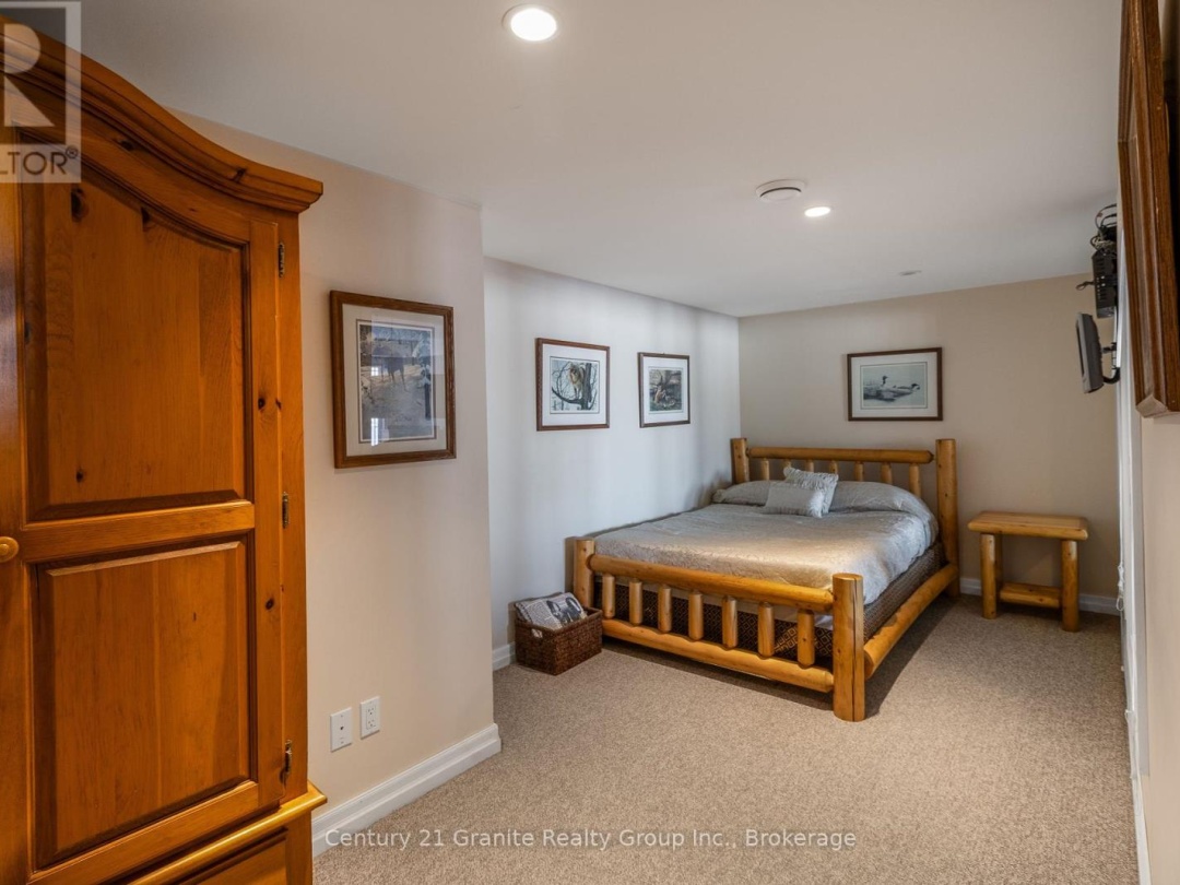 1047 Bonis Lane, Mountain Lake