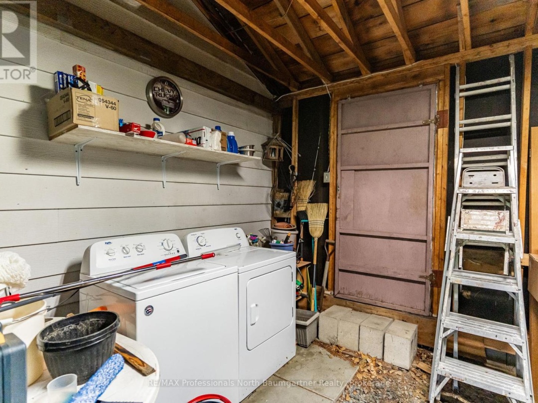 1004 Wilson Heights Trail, Haliburton Lake