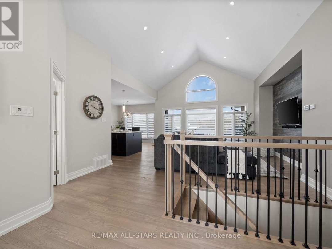 16 AVALON DRIVE, Sturgeon Lake
