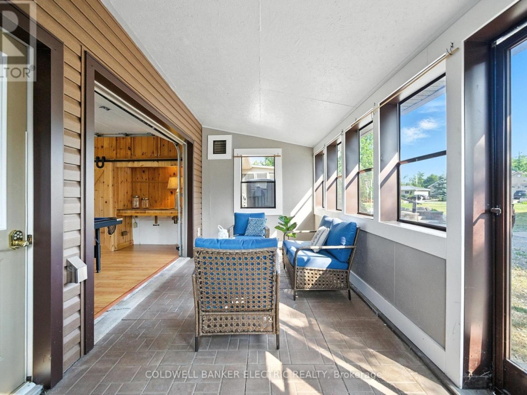 63 SOUTH BAYOU ROAD, 