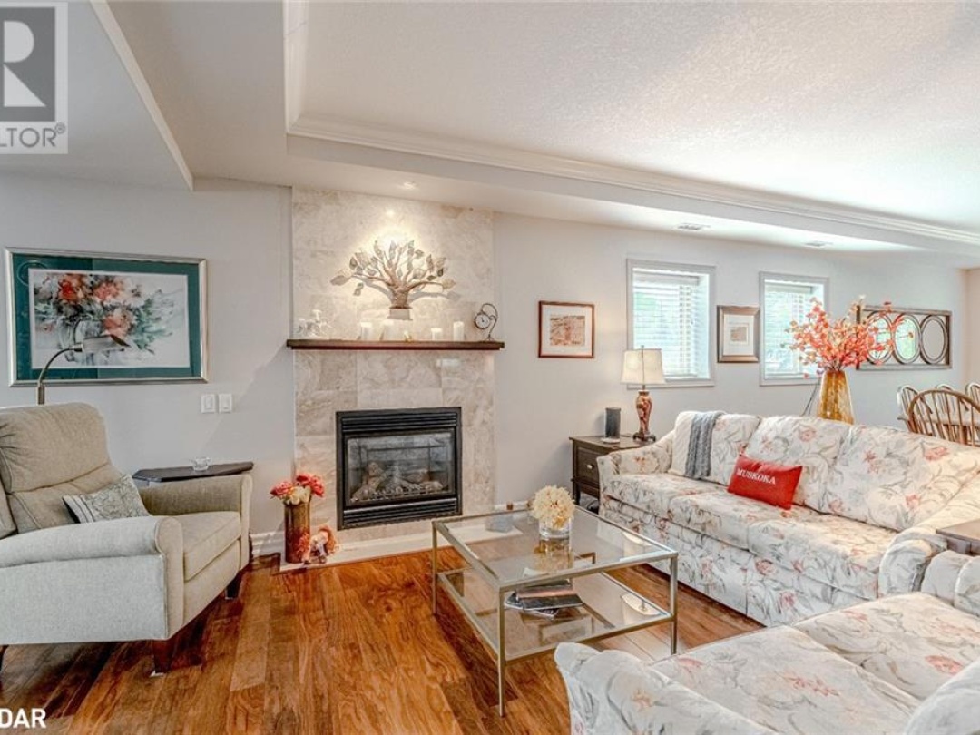 130 Steamship Bay Road Unit# 207, Lake Muskoka
