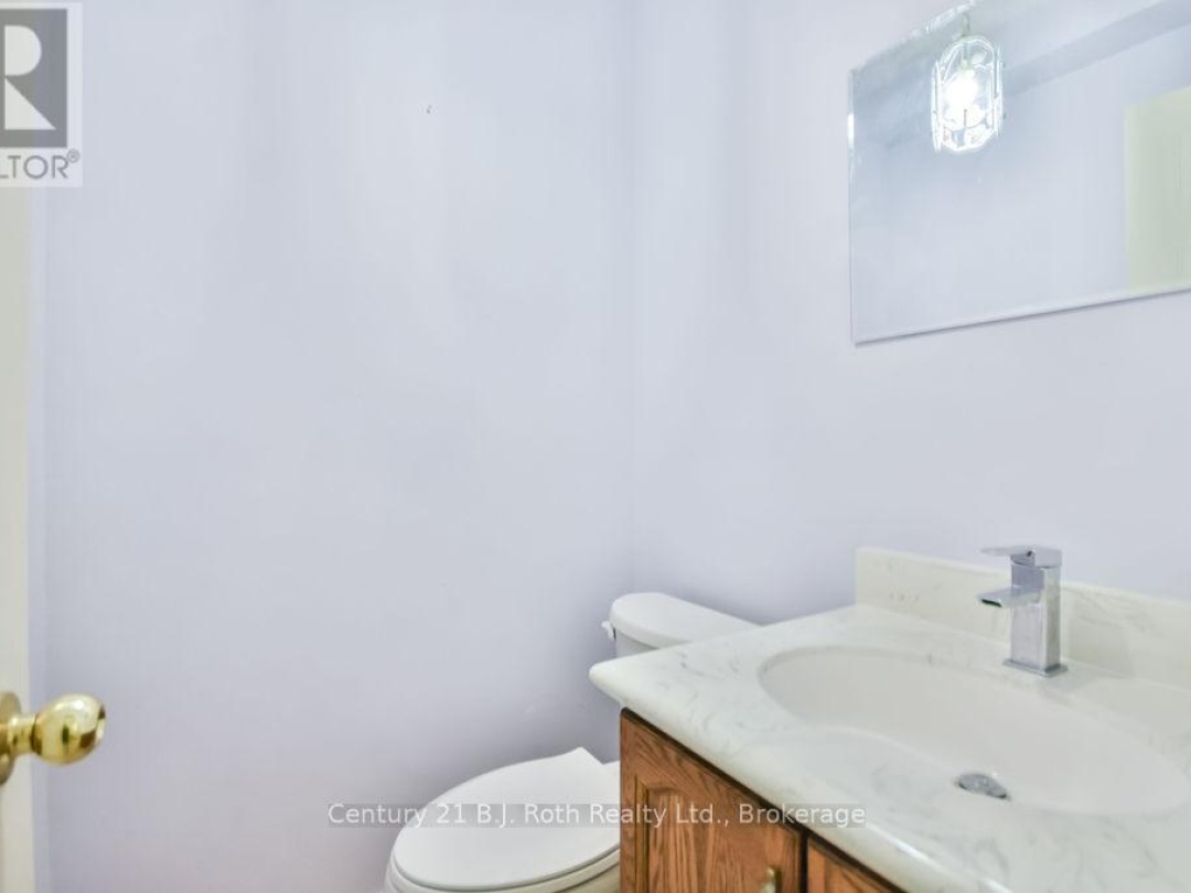 9 492 Laclie Street, Orillia