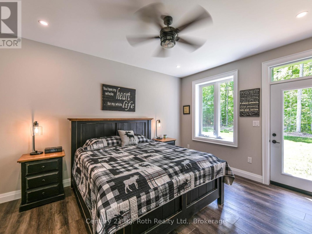 3082 FAIRGROUNDS ROAD, 