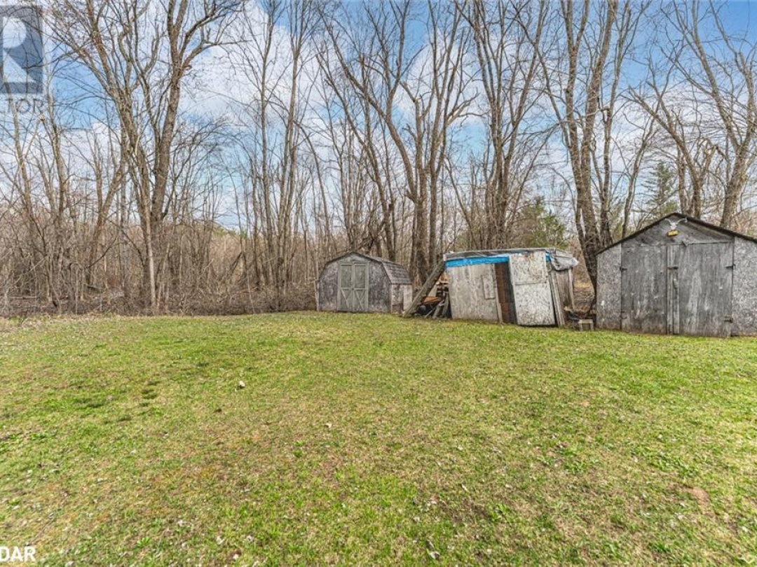 311 Black River Road, Black Lake