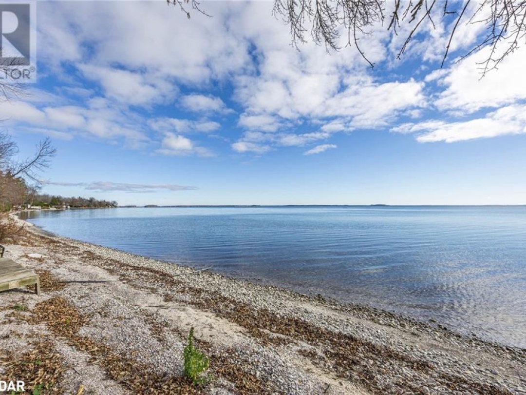 769 Woodland Drive, Lake Simcoe