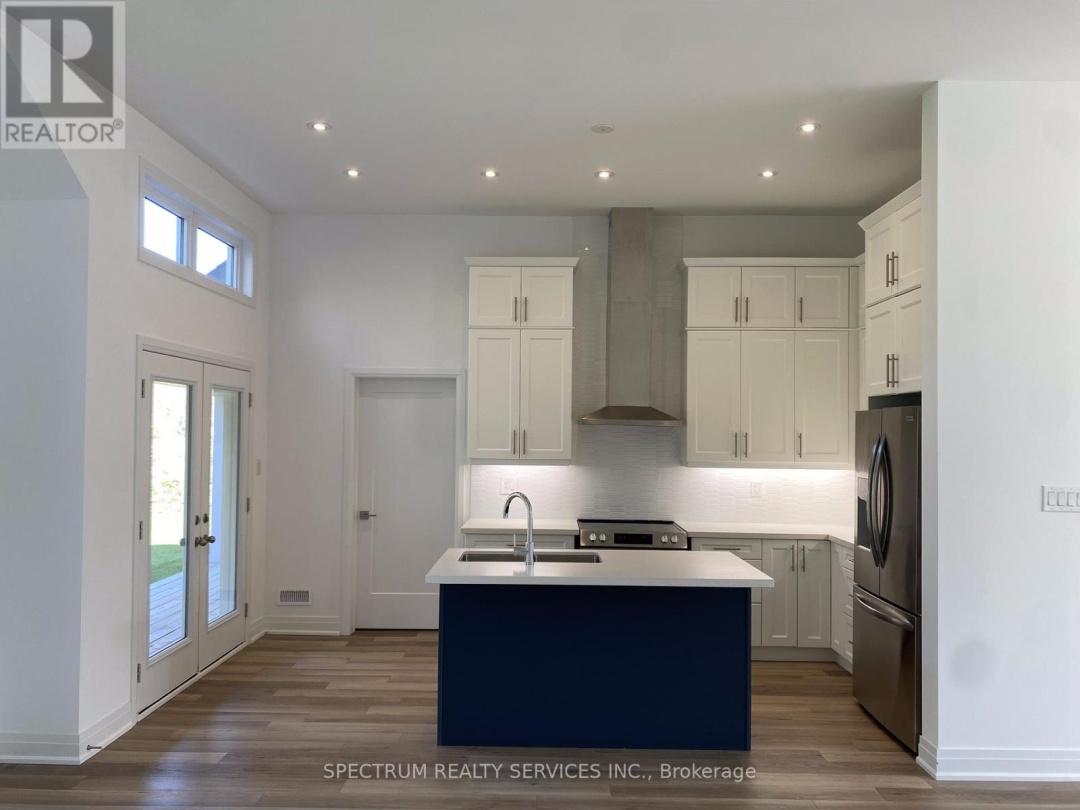 6 Marina Village Drive, Georgian Bay