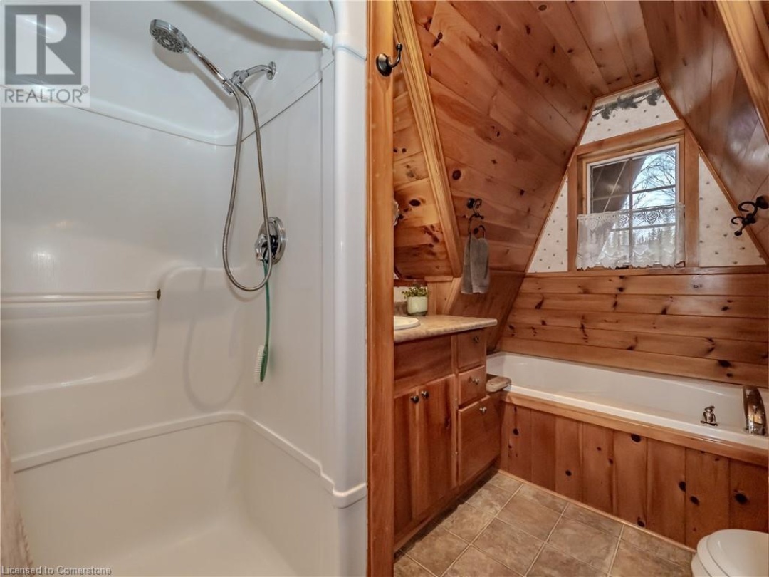 1696 HIGHWAY 118 E, 