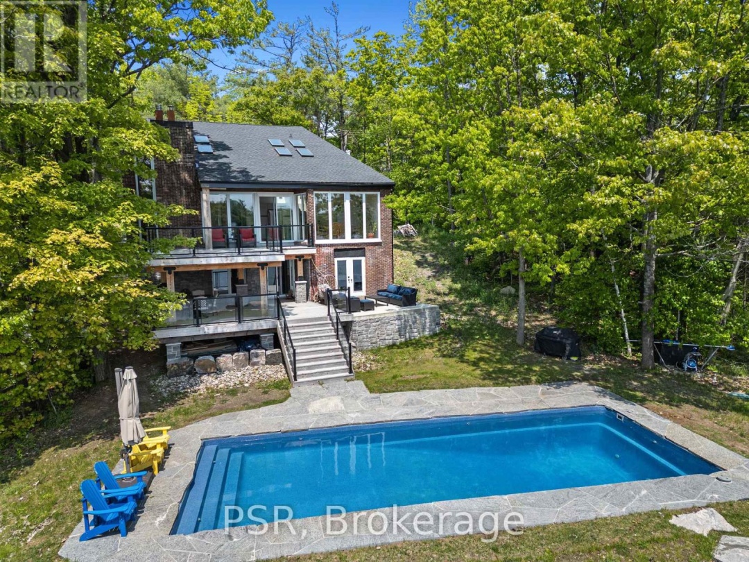 1030 S Sunset Bay Road, Lake Muskoka
