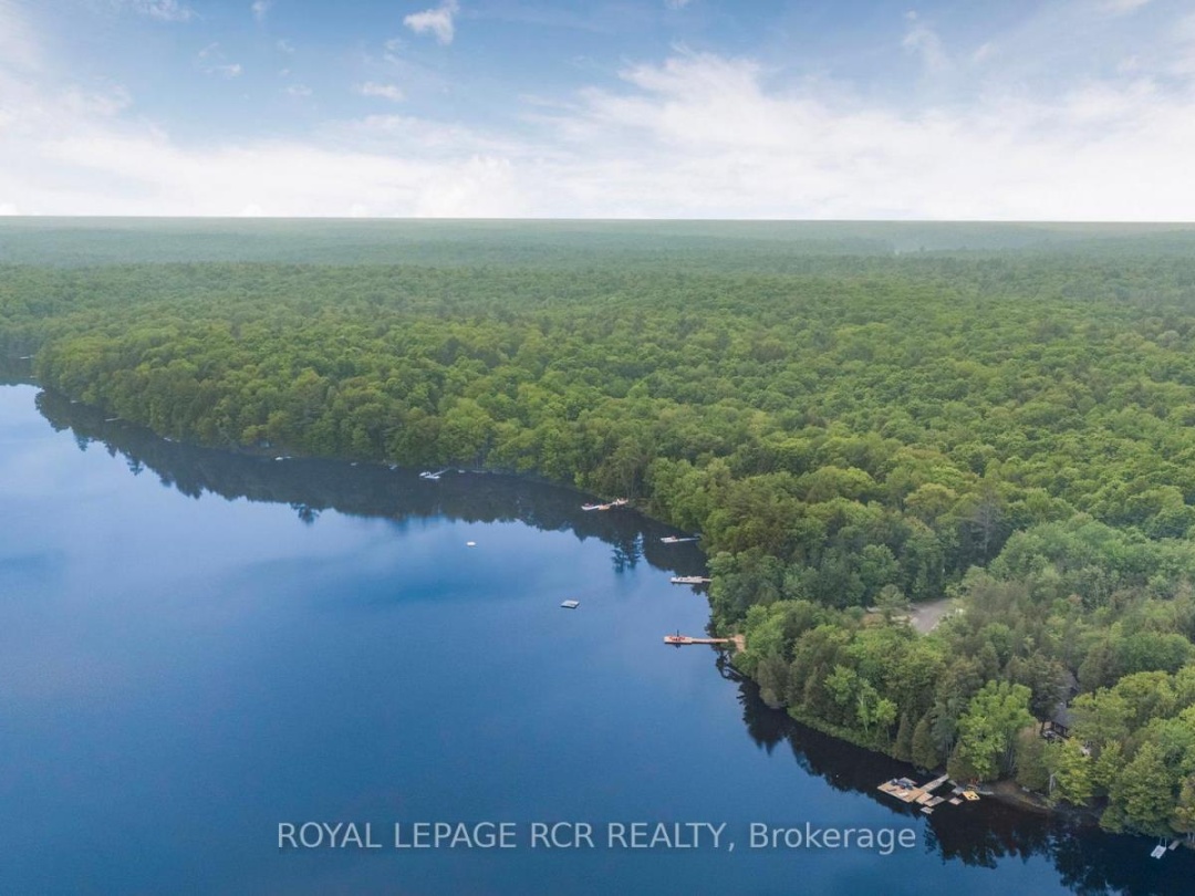 1034 BIRD LAKE CRESCENT, 