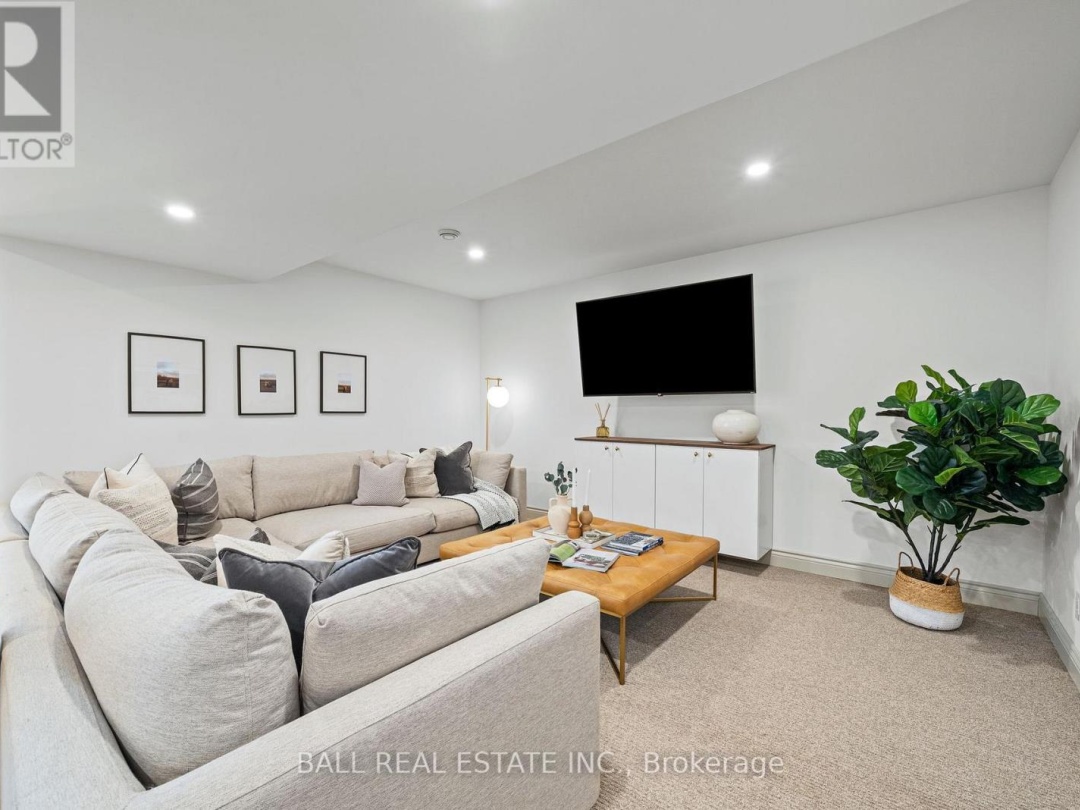 201 Northern Avenue, Trent Lakes