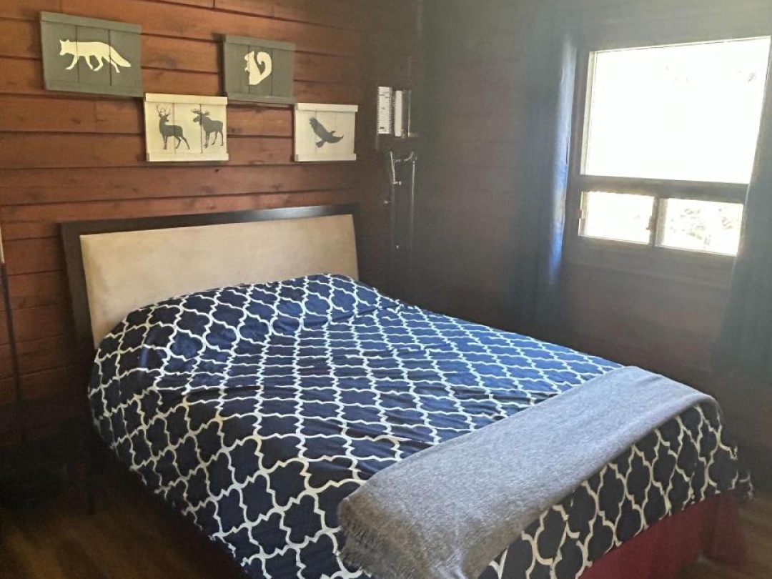 30 Emily Creek, Sturgeon Lake