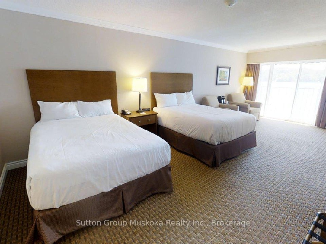 421 - 421 BAYSHORE - DEERHURST DRIVE, 