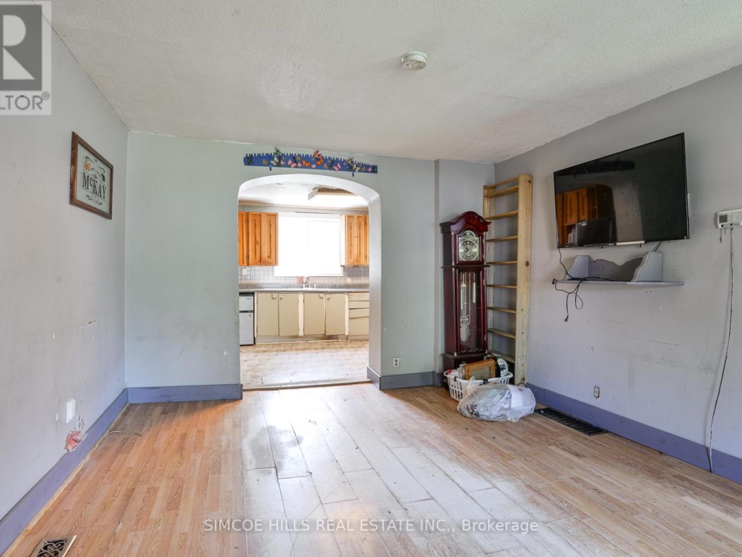 236 Front Street S, Orillia