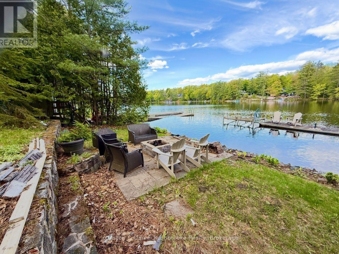 1042 3100 Road, Lake Muskoka