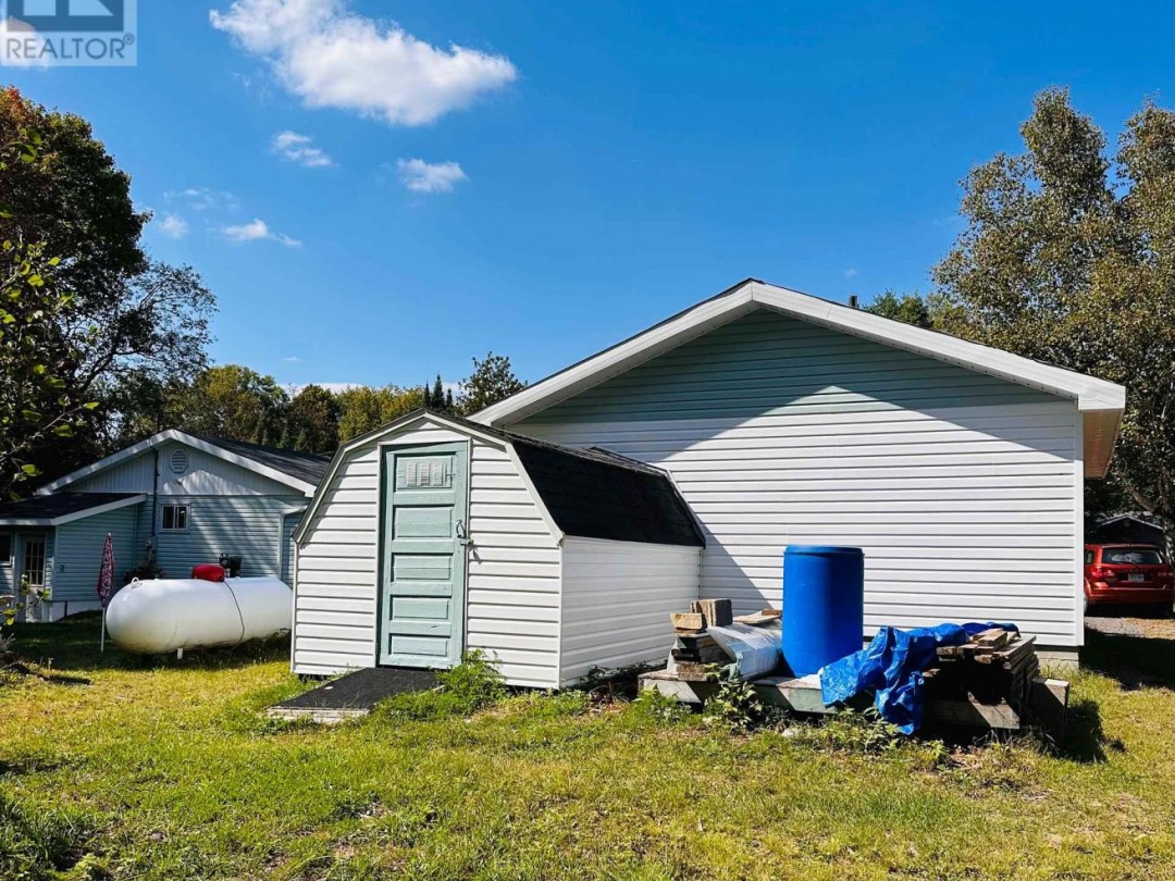 1671 HWY 60 HIGHWAY, 