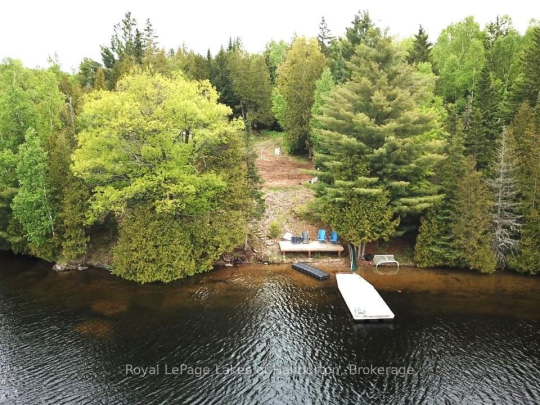 25 Fire Route 330 Drive, Fortescue Lake