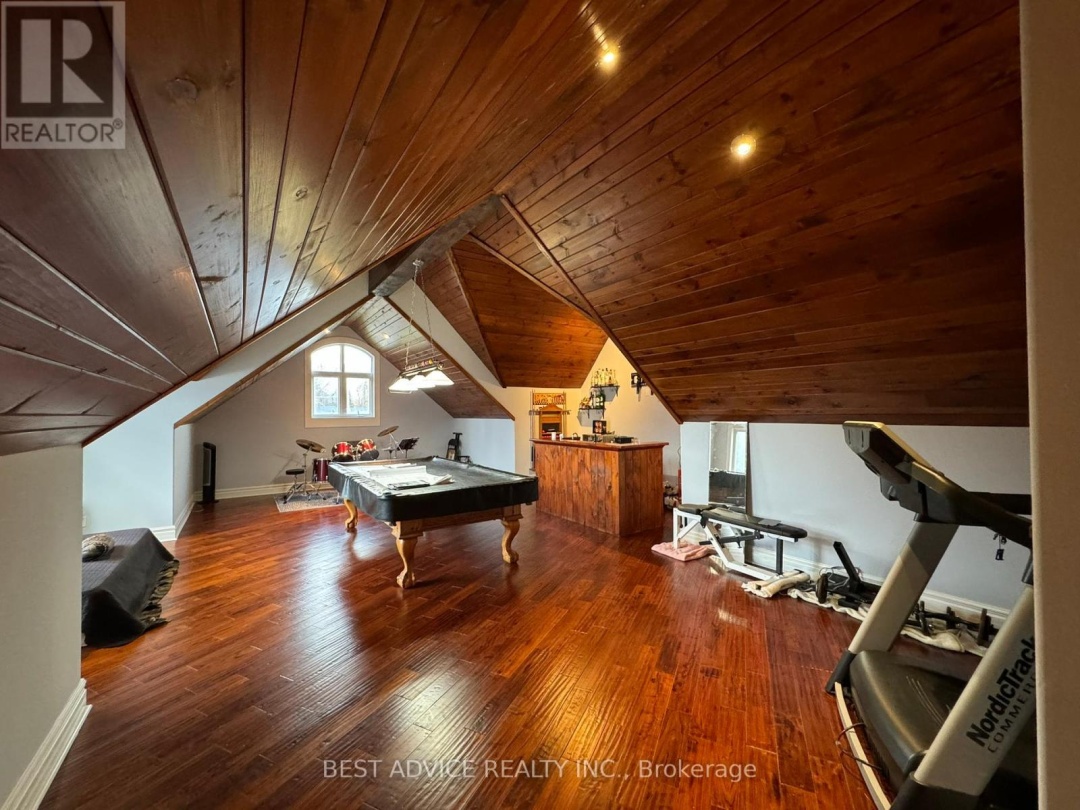 9 Fernwood Lane, Lake Simcoe