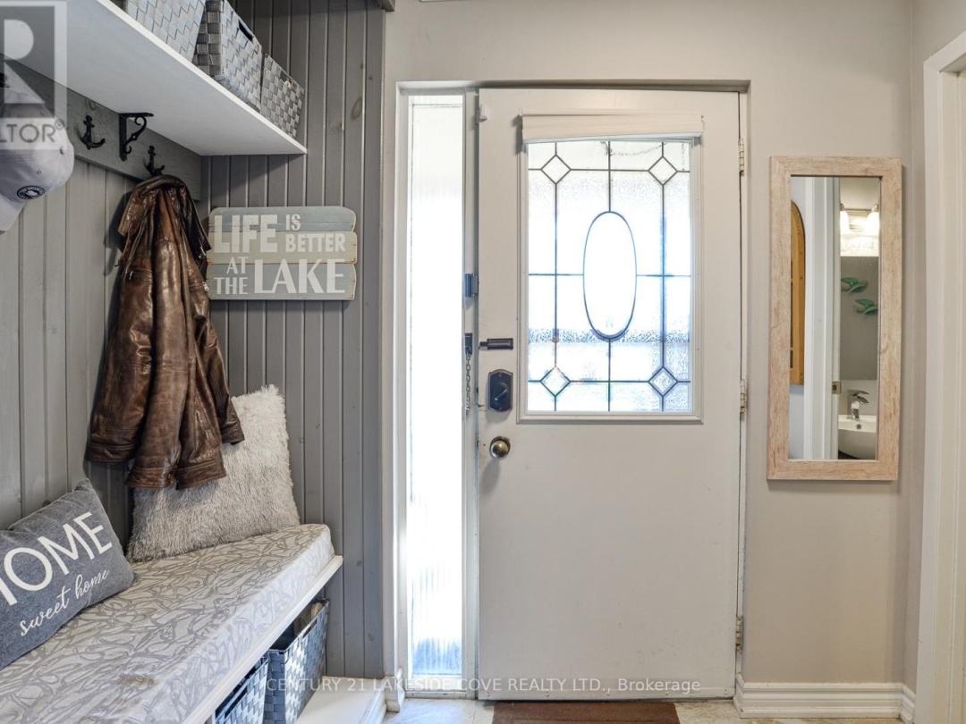 UNIT 6 - 70 LAGUNA PARKWAY, 