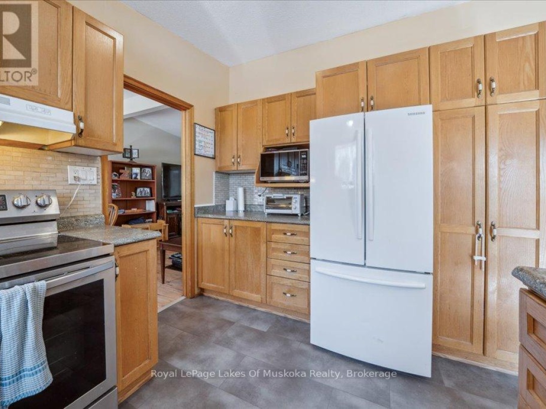 1030 SIMPSON ROAD, 