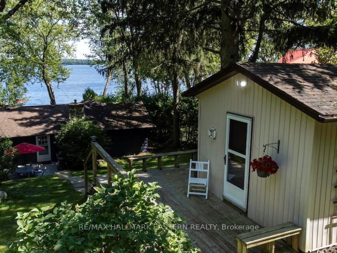26 Manitou Lane, Pigeon Lake