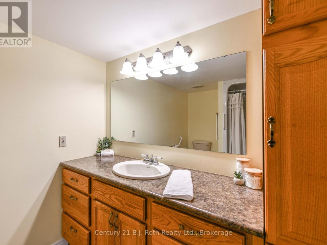 104 - 95 MATCHEDASH STREET N, 