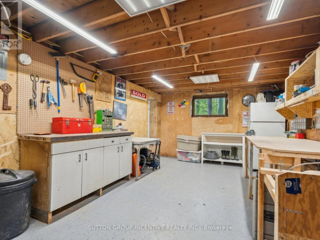 11 MACKENZIE PLACE, Balsam Lake
