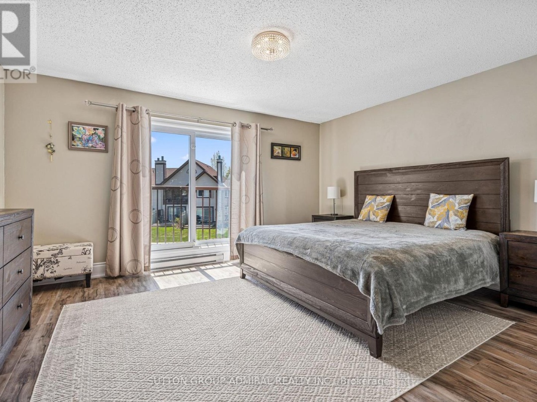 35 - 21 LAGUNA PARKWAY, 