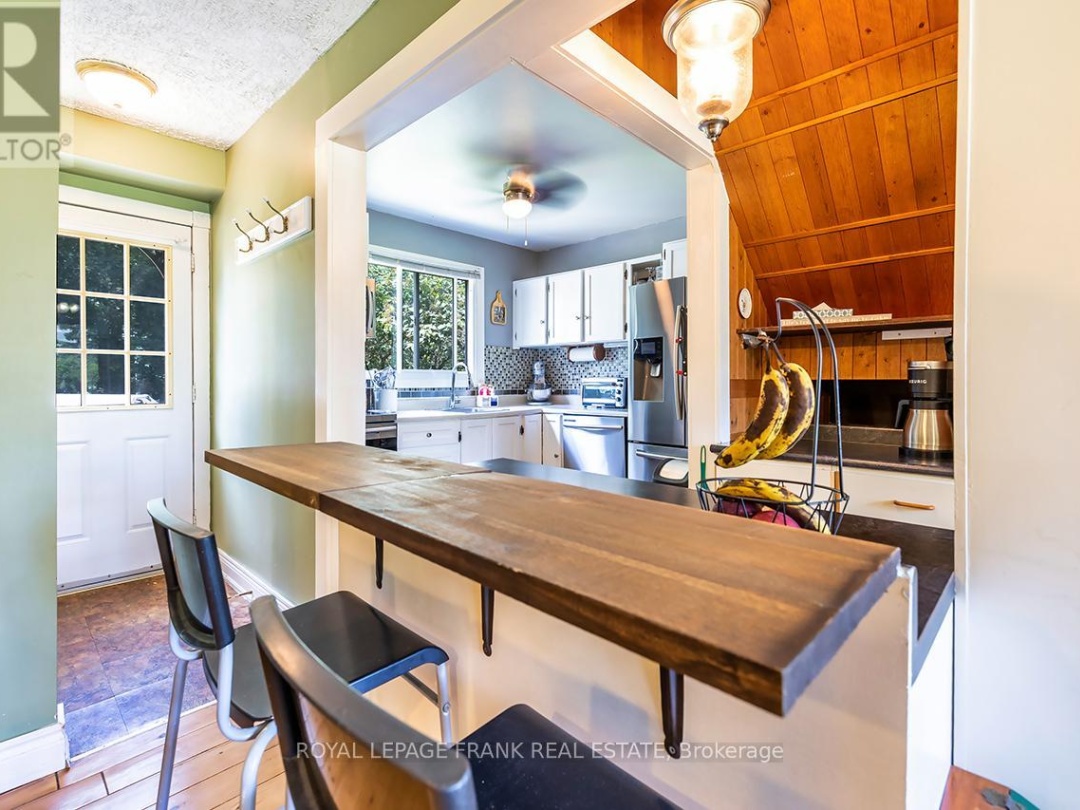 16 SHELLEY DRIVE, 