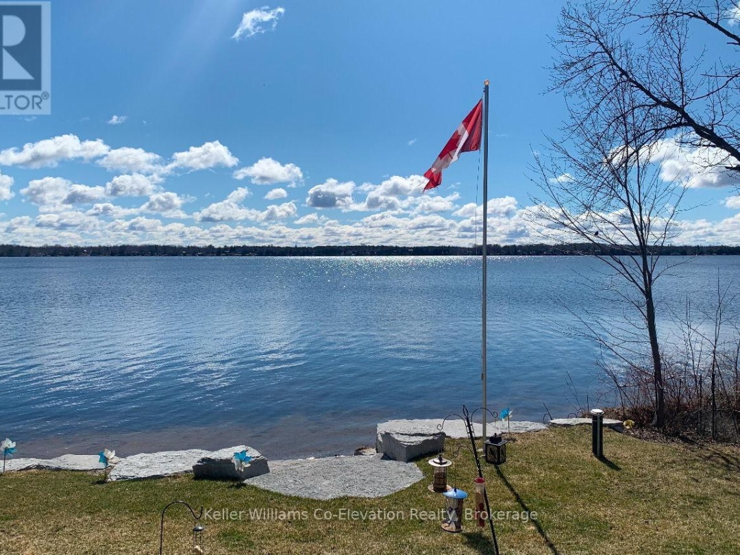 4073 Dalrymple Drive, Dalrymple-south Lake